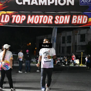 Runner Photo 7668992