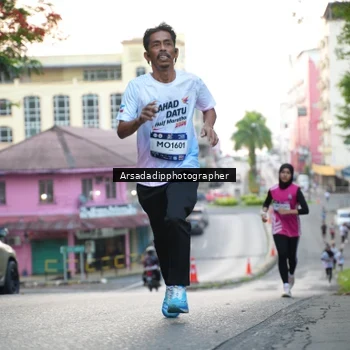 Runner Photo 7668997