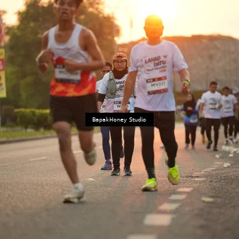 Runner Photo 7669004