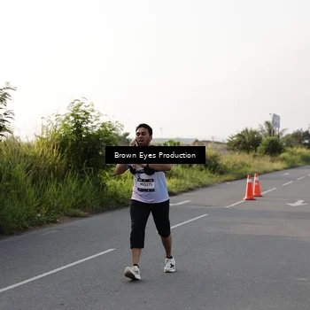 Runner Photo 7669007