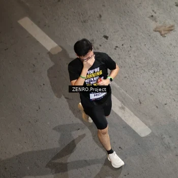 Runner Photo 7669010