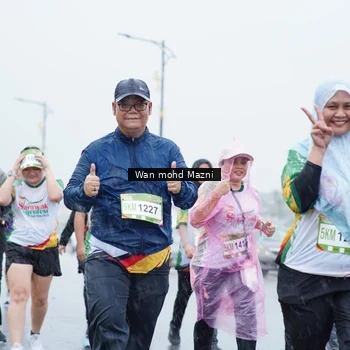 Runner Photo 7669020
