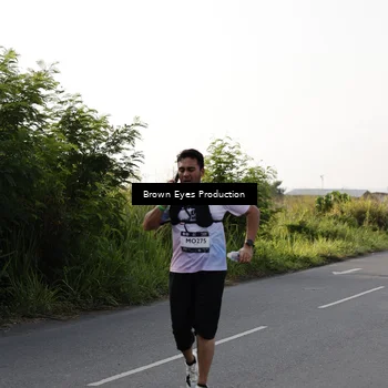 Runner Photo 7669040
