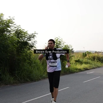 Runner Photo 7669041