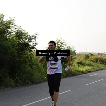 Runner Photo 7669043