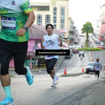 Runner Photo 7669048