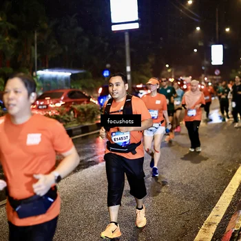 Runner Photo 7669059