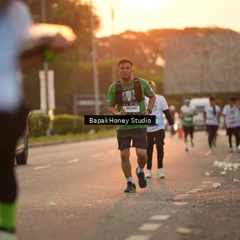 Runner Photo 7669066