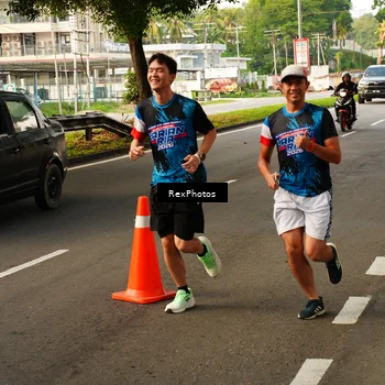 Runner Photo 7669067