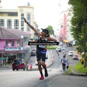 Runner Photo 7669084