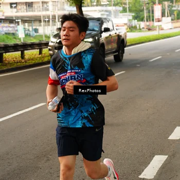 Runner Photo 7669097