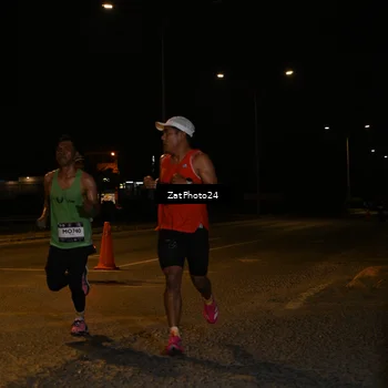 Runner Photo 7669108