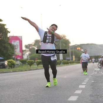 Runner Photo 7669112
