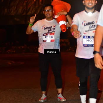 Runner Photo 7669115