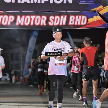 Runner Photo 7669121