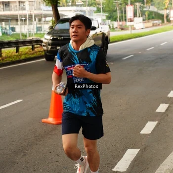Runner Photo 7669132
