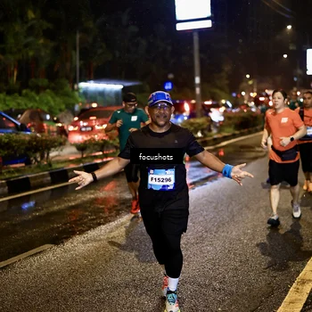 Runner Photo 7669136