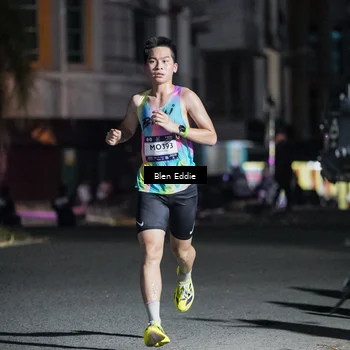 Runner Photo 7669144