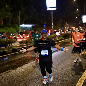 Runner Photo 7669147