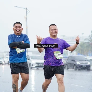 Runner Photo 7669160