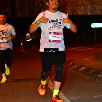 Runner Photo 7669164