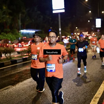 Runner Photo 7669170