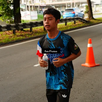 Runner Photo 7669178