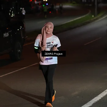 Runner Photo 7669186