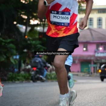 Runner Photo 7669188