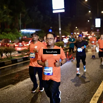 Runner Photo 7669190