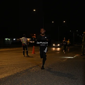 Runner Photo 7669194