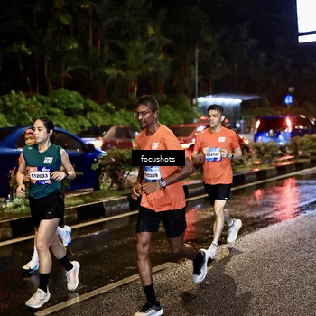 Runner Photo 7669195