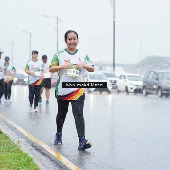 Runner Photo 7669220
