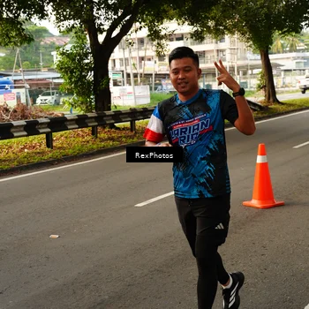Runner Photo 7669233