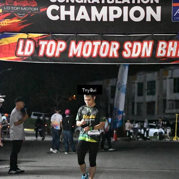 Runner Photo 7669238
