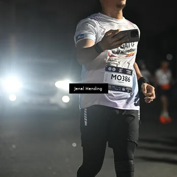 Runner Photo 7669249