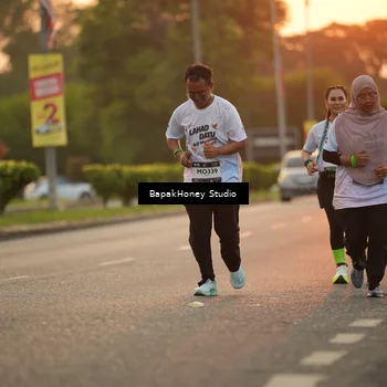 Runner Photo 7669263