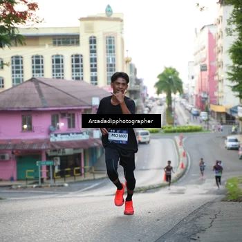 Runner Photo 7669279