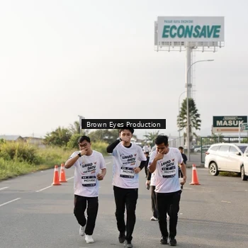 Runner Photo 7669281