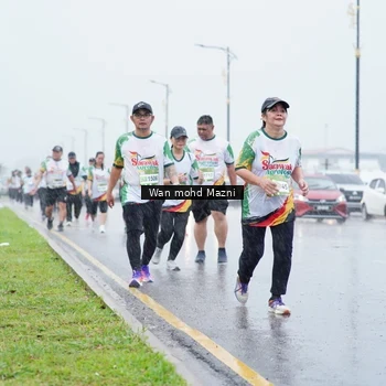 Runner Photo 7669291