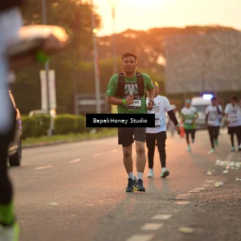 Runner Photo 7669309
