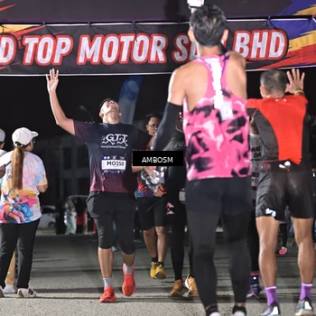 Runner Photo 7669311