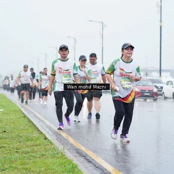 Runner Photo 7669323