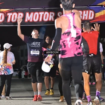 Runner Photo 7669327