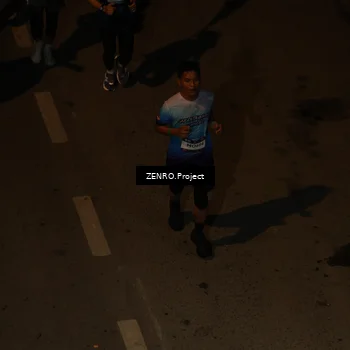 Runner Photo 7669328