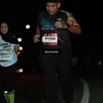 Runner Photo 7669335