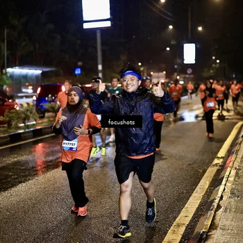 Runner Photo 7669348