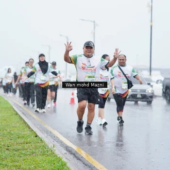 Runner Photo 7669352