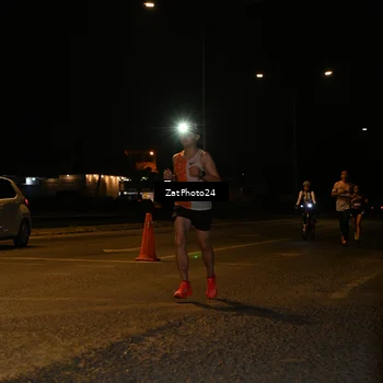 Runner Photo 7669366