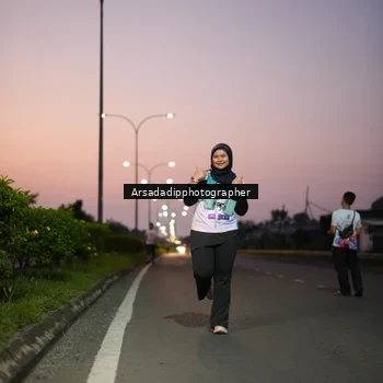 Runner Photo 7669411